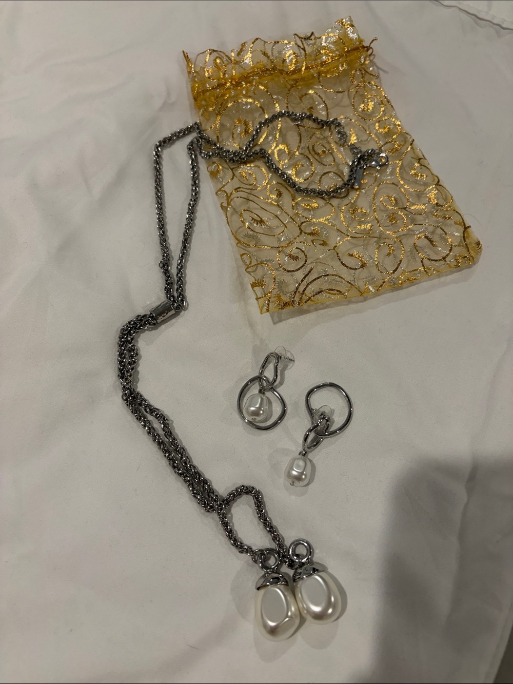 WHBM Jewelry Set Pearl Drop Earrings and Silver Barrel Lariat Necklace w/ Pearl
